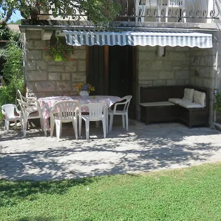 Cantemerle Apartment *